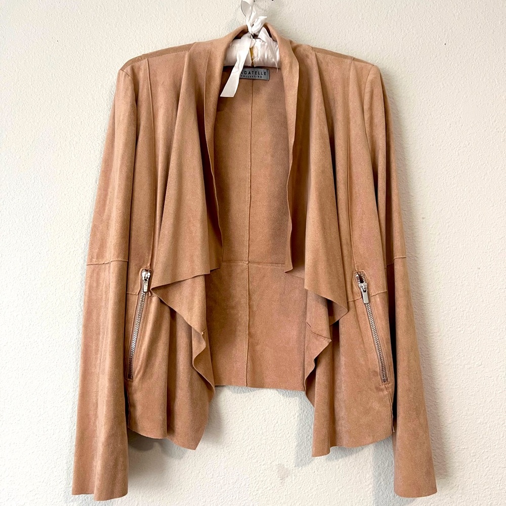 || TAN SUEDE JACKET || BAGATELLE || NWOT ||